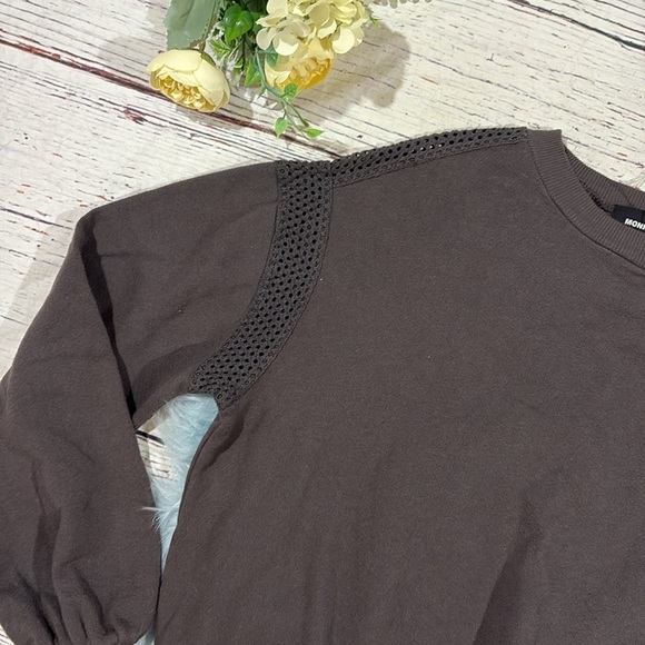 Monrow Gray Crochet Trim Crewneck Sweatshirt - Picture 11 of 12